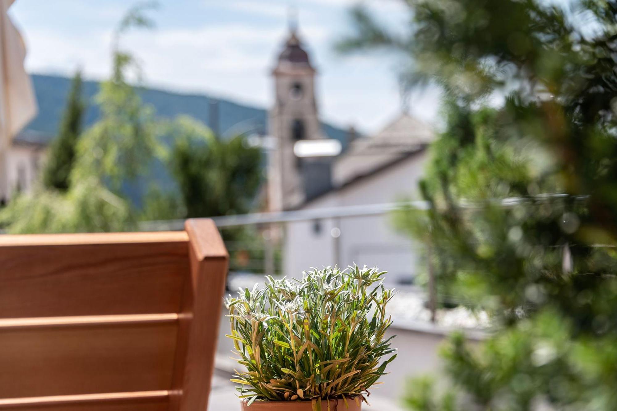 Apparthotel Feldhof - Living And Bistro Nova Ponente Extérieur photo